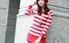 女生说疼男生越往里寨的照片